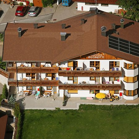 Apartments Sunseit'N Sexten Room photo